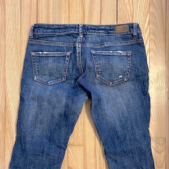 GARAGE lightly distressed bootcut jeans - Picture 3 of 3